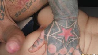 Rob Diesel and Catherine Knight Intensely Pleasure Each Other’s Wet Vags in a Scorching Threesome-XXX