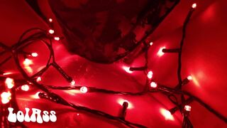 Regalo di Natale: 2 cazzi tutti per me! Mi sborrano in figa, il cornuto lecca tutto e poi mi bacia