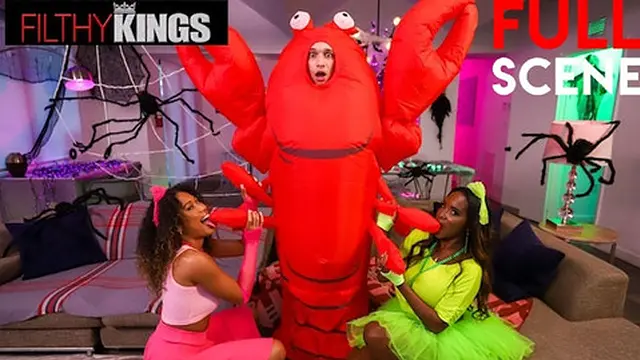 Johnny Love &mdash;  Skyla Sun and milf Naomi Foxxx share a wild threesome