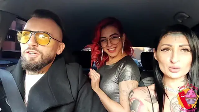 Jasmin Carrera seduces with Tommy A Canaglia and Ladymuffin